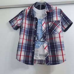 Plaid button up with white Spider-Man Sleeveless shirt 👕 2pc set (Size 4)