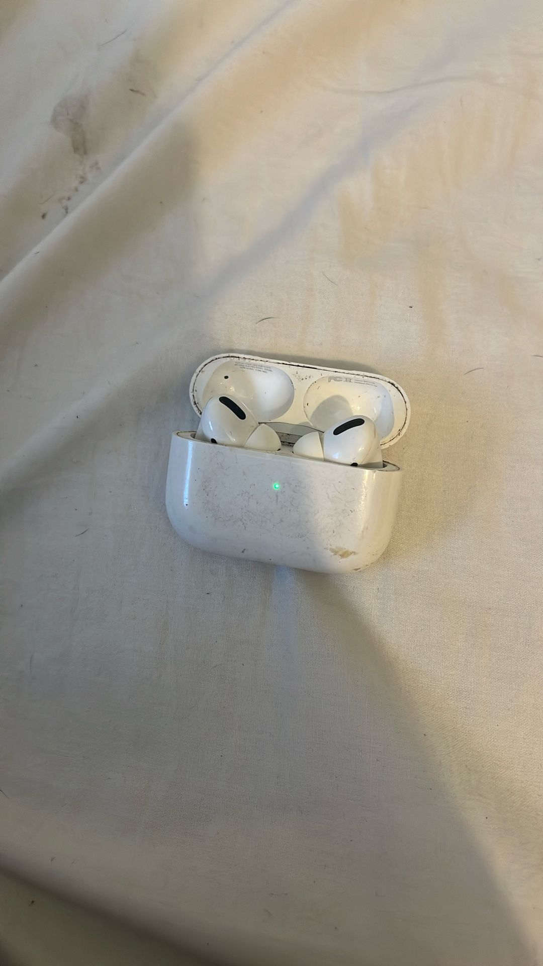 AirPods
