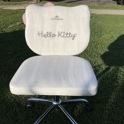 Hello Kitty Rolling Chair 