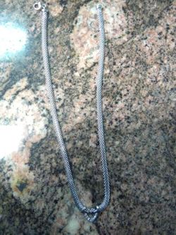 very nice its 925 silver 16inch long small haert