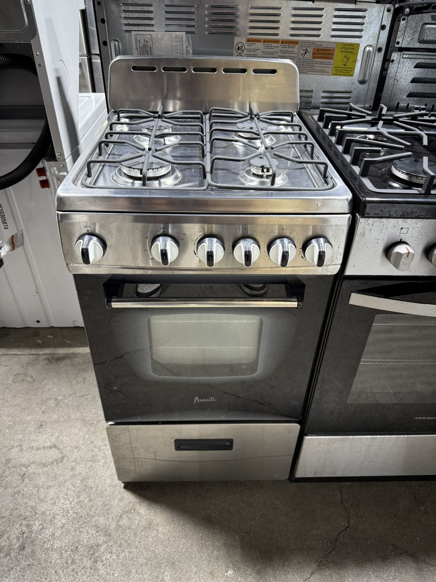 Avanti Stainless steel 4 burner range stove 20 inches