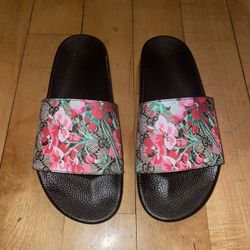 Gucci Slides 