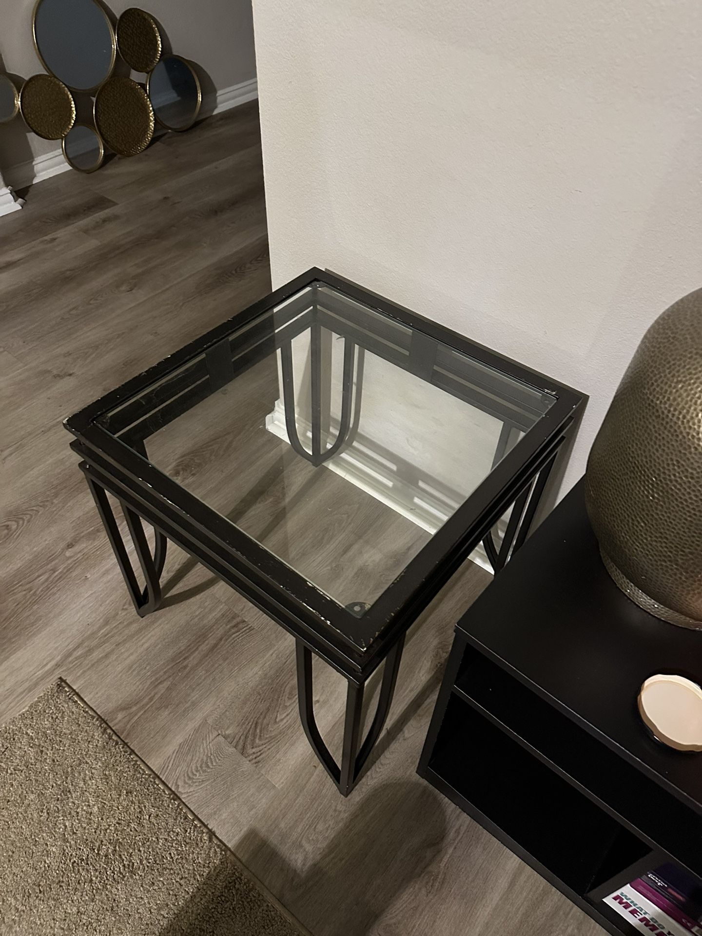 End/Side Tables