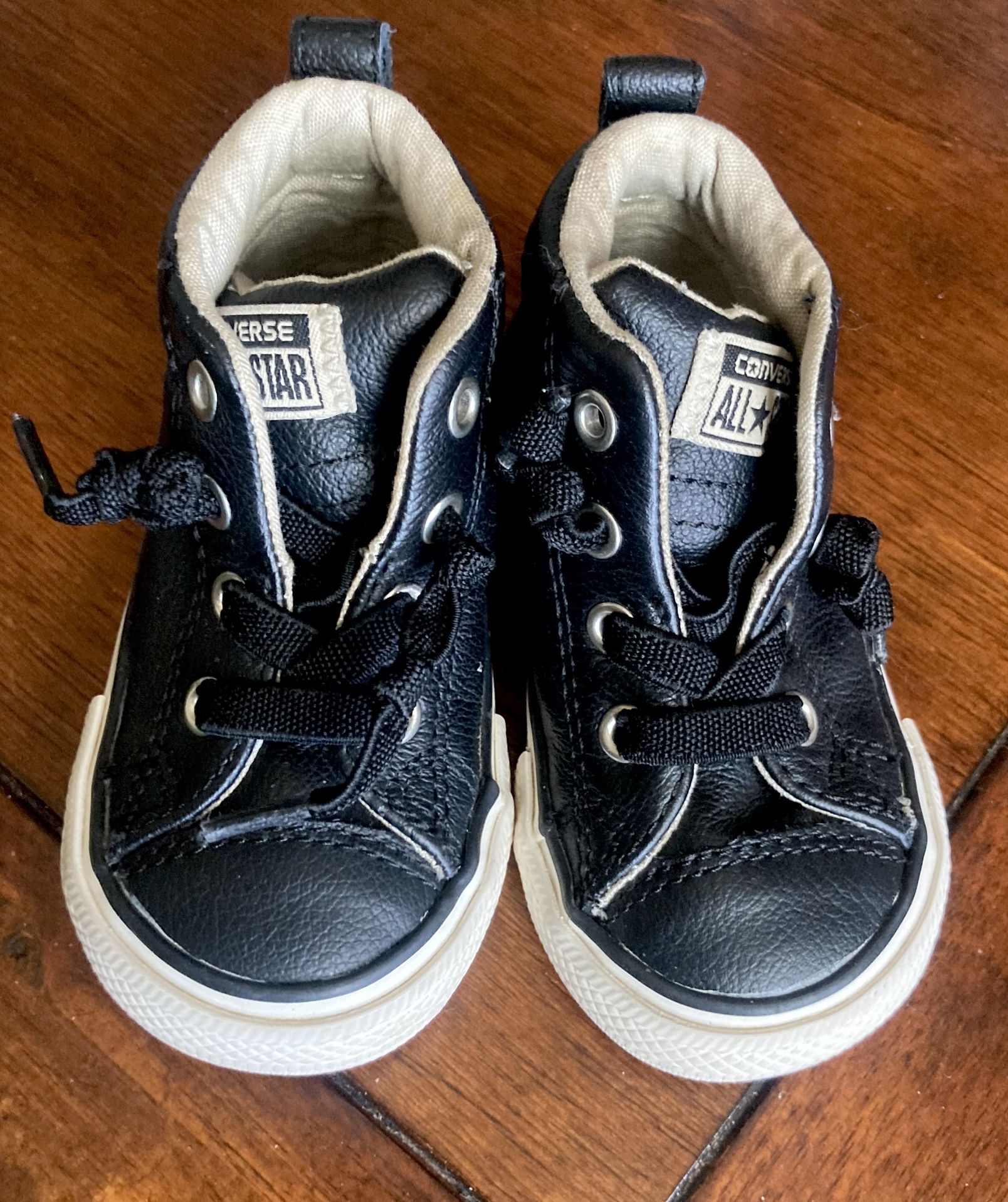 TODDLER LEATHER CONVERSE