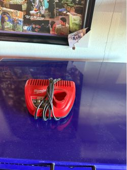 Milwaukee M12 charger