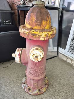 1968 Mueller fire hydrant