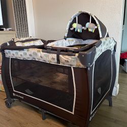Baby Trend  Corralito Para Bebe 