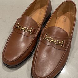 Stylish Brown Moccasins With Gold Buckle By Zara - New (sz 11-12)