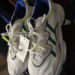 Adidas Men’s Size 8.5 