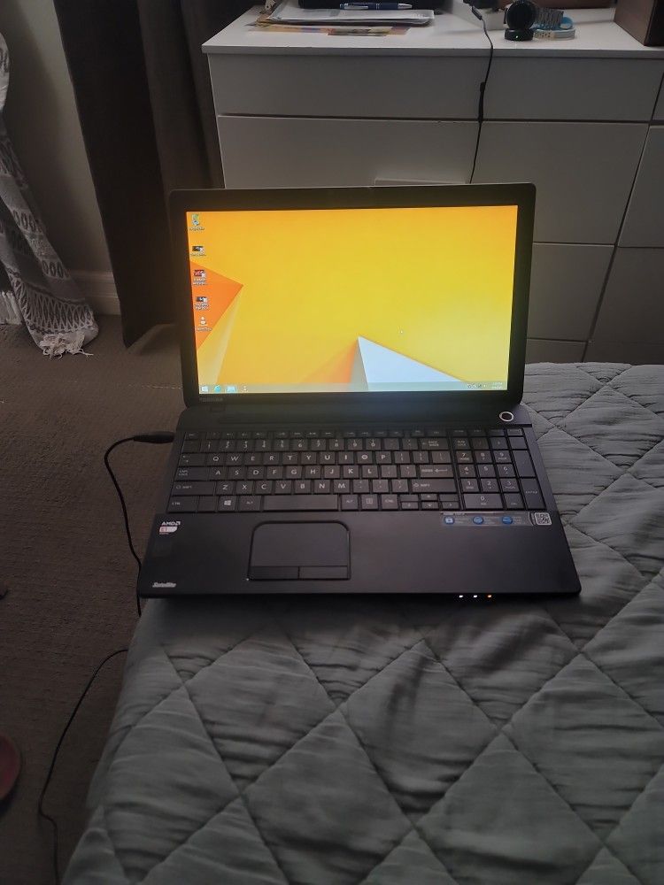 Toshiba Satellite Laptop
