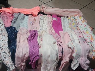 BABY GIRL NEWBORN TO SIZE 2T CLOTHES AND SIZE 4 &6 SELLING ALL TOGETHER FOR $50 PUO ON 59TH AVE IN CAMELBACK