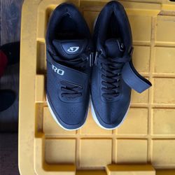 Giro Mtb Shose Size 10 In A Half 