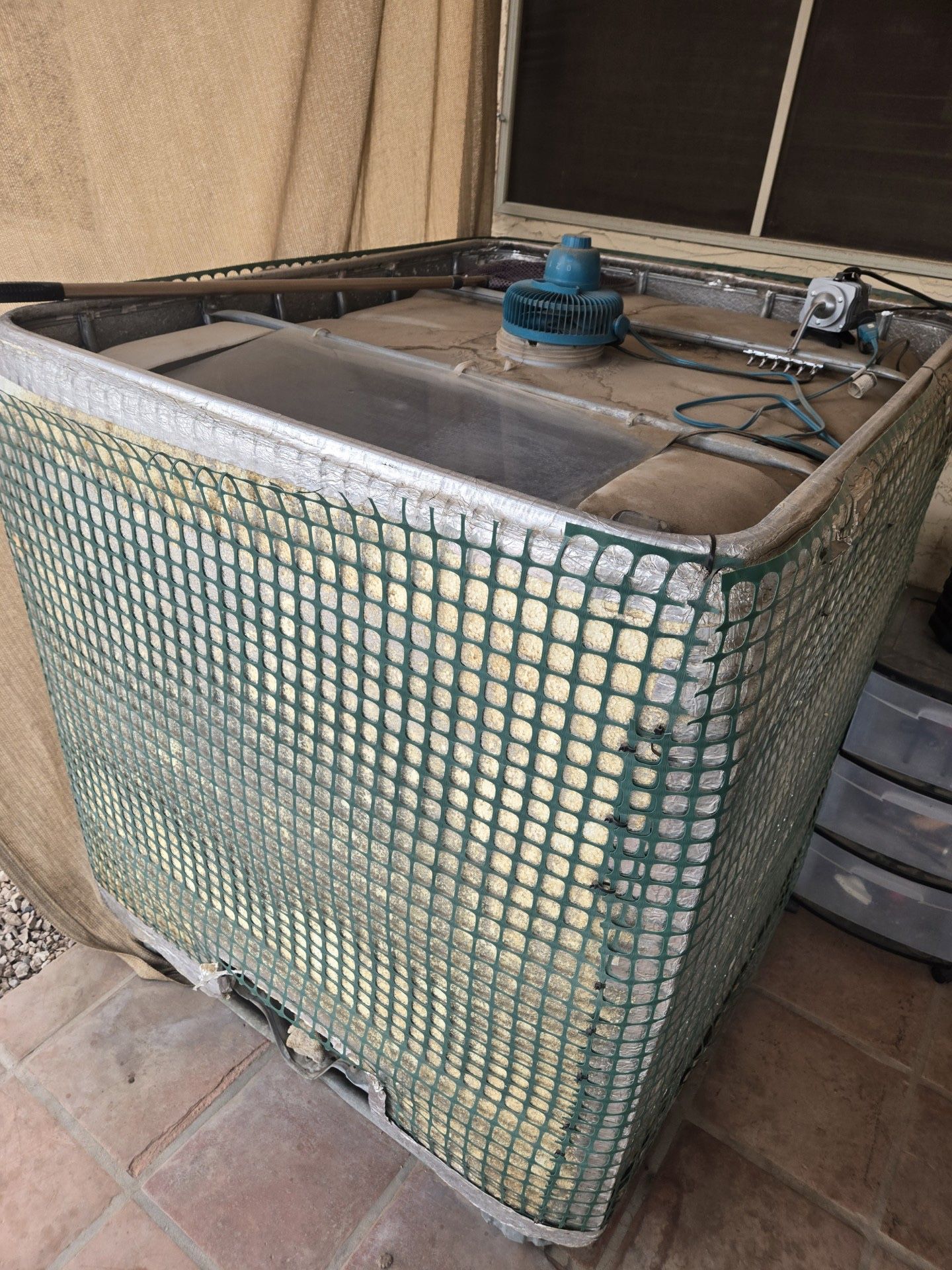 275 Gallon Water Tank IBC Tote