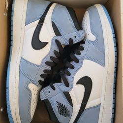 Jordan 1 University Blue Size 8.5