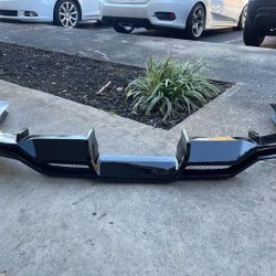 2017-2021 Hatchback Rear Lip 