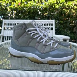 Jordan 11 ‘cool gray’ sz 10.5  2010