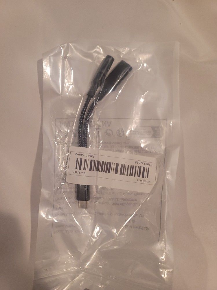 Headphone Jack And Usb Type C Dual Cable.