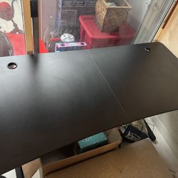 Pro Gaming Table 