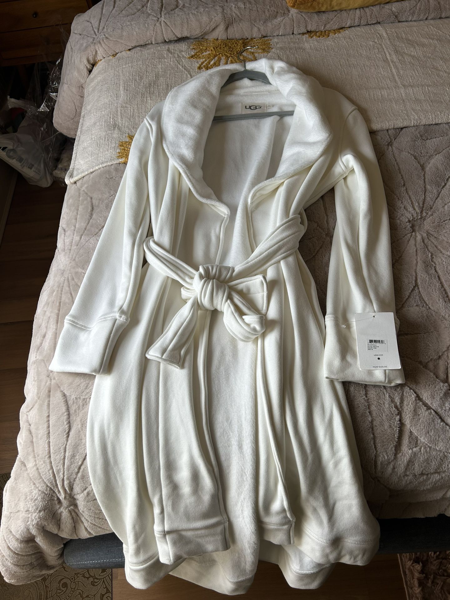 Soft and Luxurious Ugg Women’s Robe