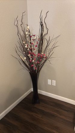 Large floor vase with floral artificial decor brown bronze