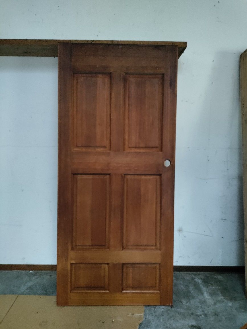 Solid Wood Exterior Door (80*36)