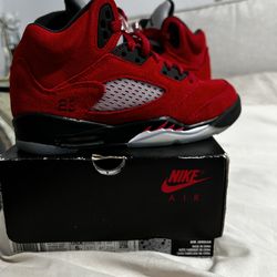 Air Jordan Five Retro Grade School Toro Size 5