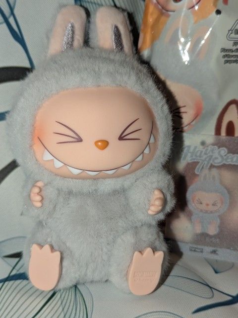 PopMart Labubu