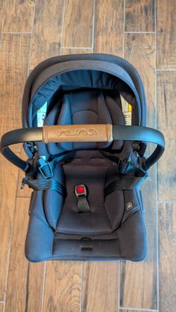 NUNA  Pipa URBN Infant Car Seat