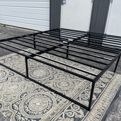 New In A Box KING Size Platform Bed Frame 