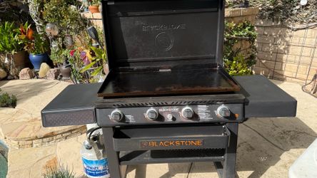 Black Stone four burners