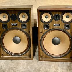 (2) 1970’s Kenwood 15” 🔈 3-way 120w Audiophile Speakers