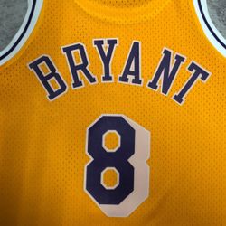 Yellow Lakers Kobe Bryant #8 96/97 season jersey Not LeBron