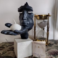 "Blowing A Kiss" Sculpture Statue Peaceful Yet... Made By Vitruavin Collection. NO COPY. Original with Marble Base.