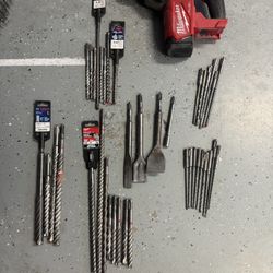 Milwaukee Roto Hammer + Bits