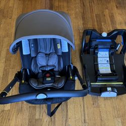 DOONA Car Seat + Stroller with Base