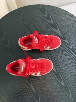 Adidas campus