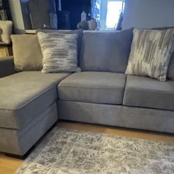 Super Clean Sofa W Chaise