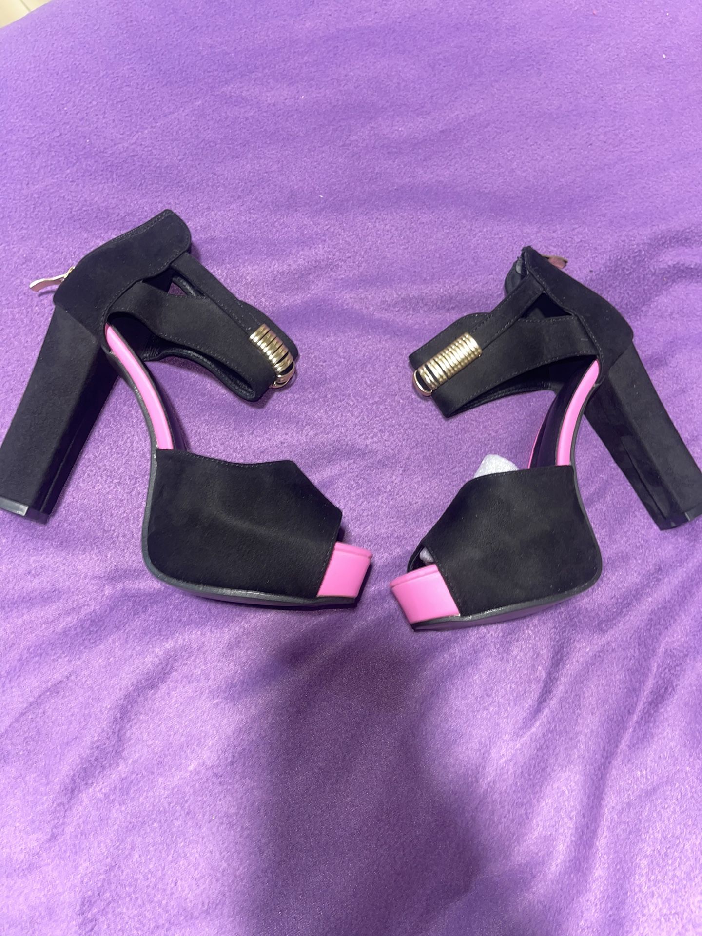 Black and Pink platform heel shoes
