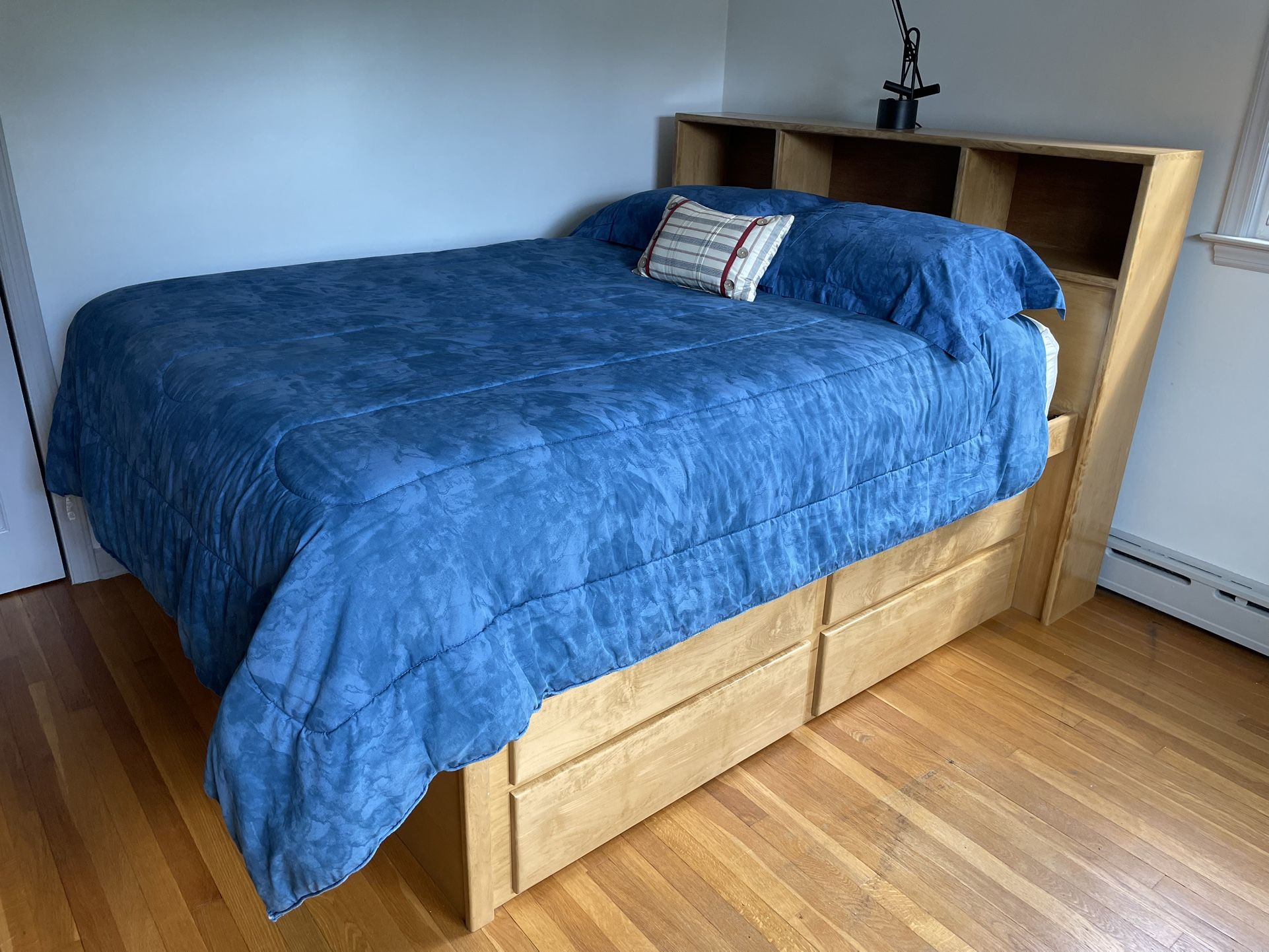 Oak platform bed