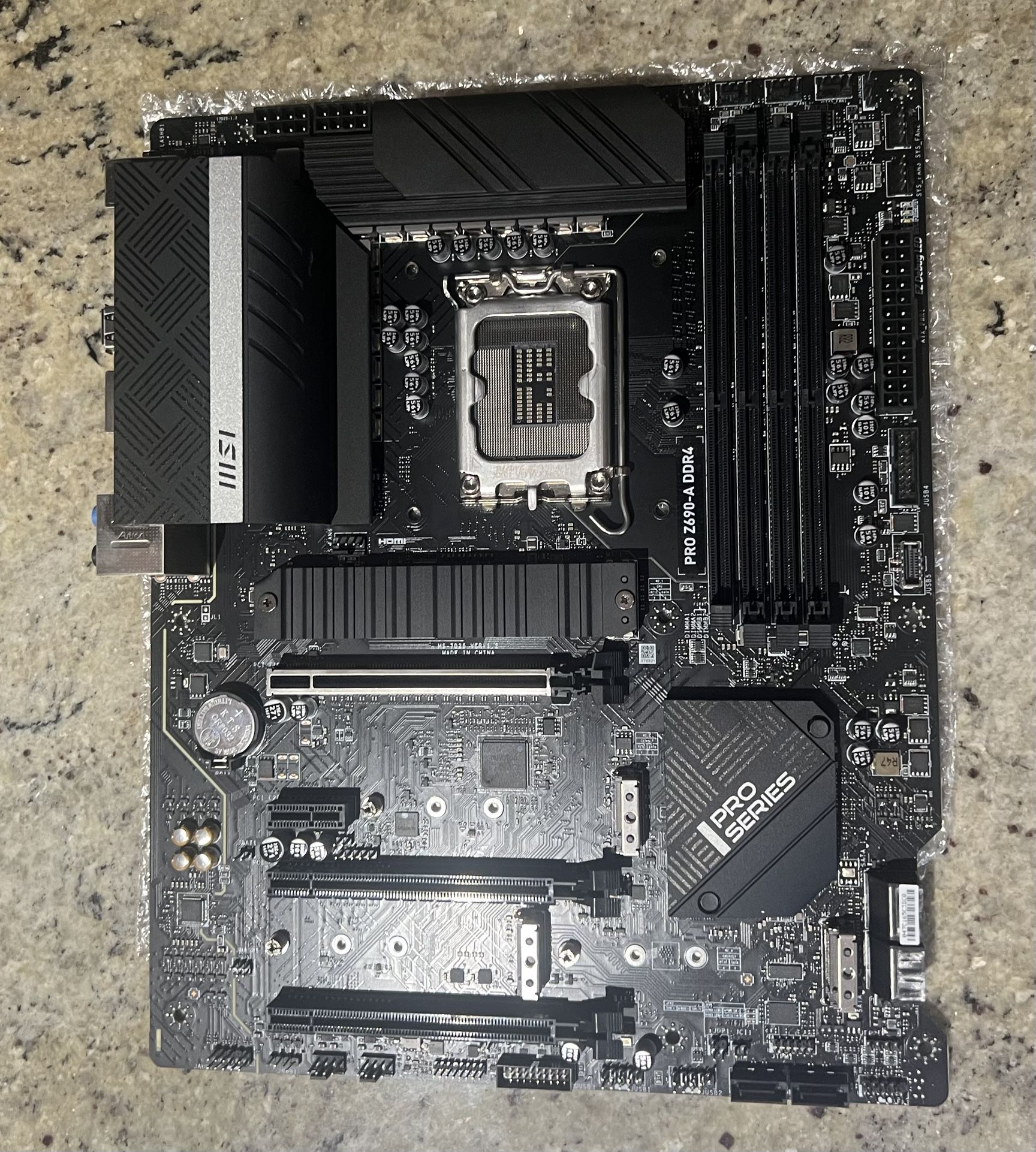 MSI PRO Z690 Motherboard