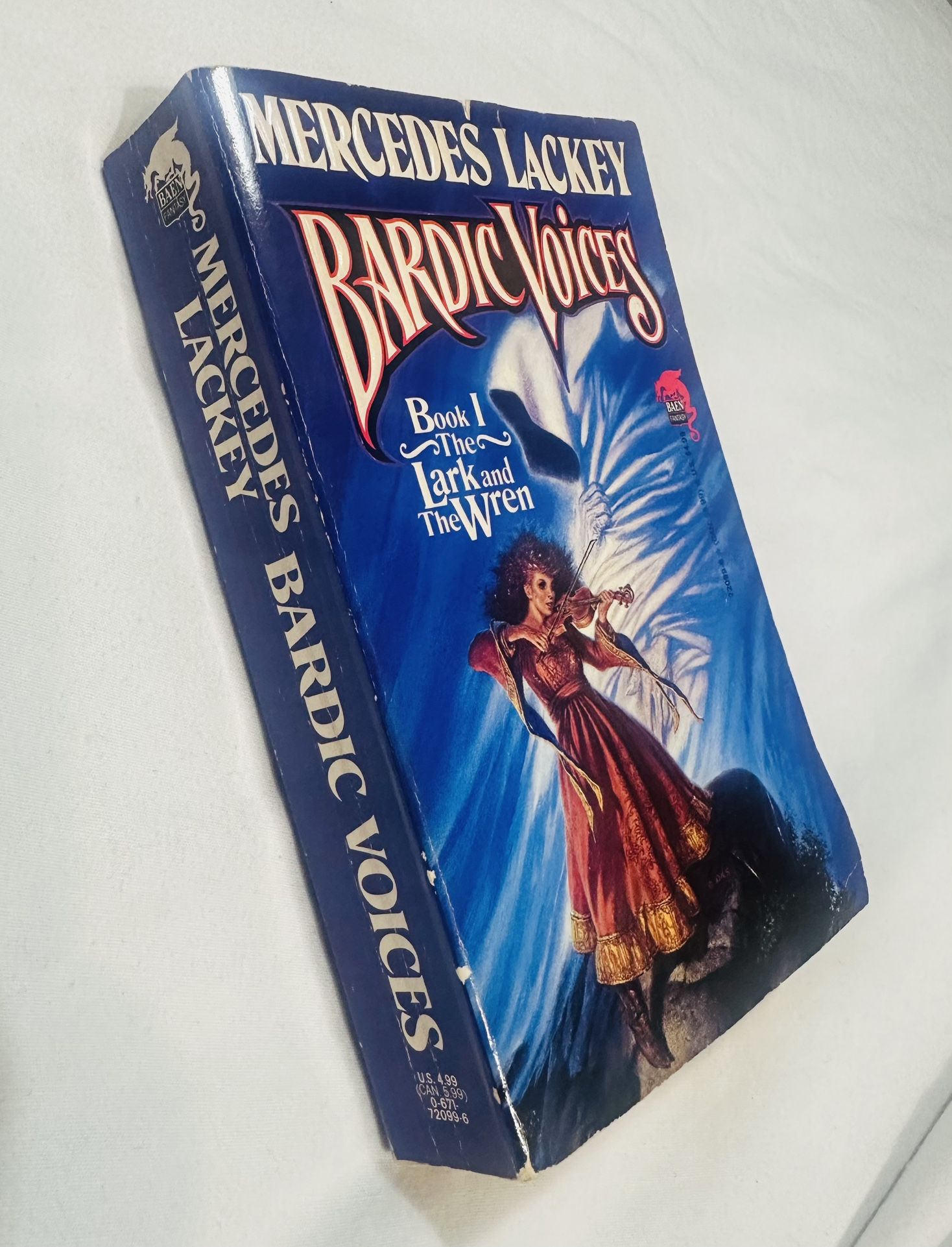 Vintage 1992, First Printing. Bardic Voices: Book 1, The Lark and the Wren by Mercedes Lackey. 