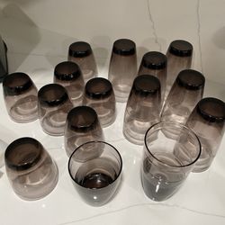 15 Vintage Cup Set