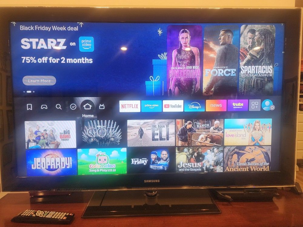 55" Samsung TV 1080p LCD HDTV. Perfect condition