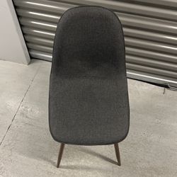 Target chair (1 One Chair) 