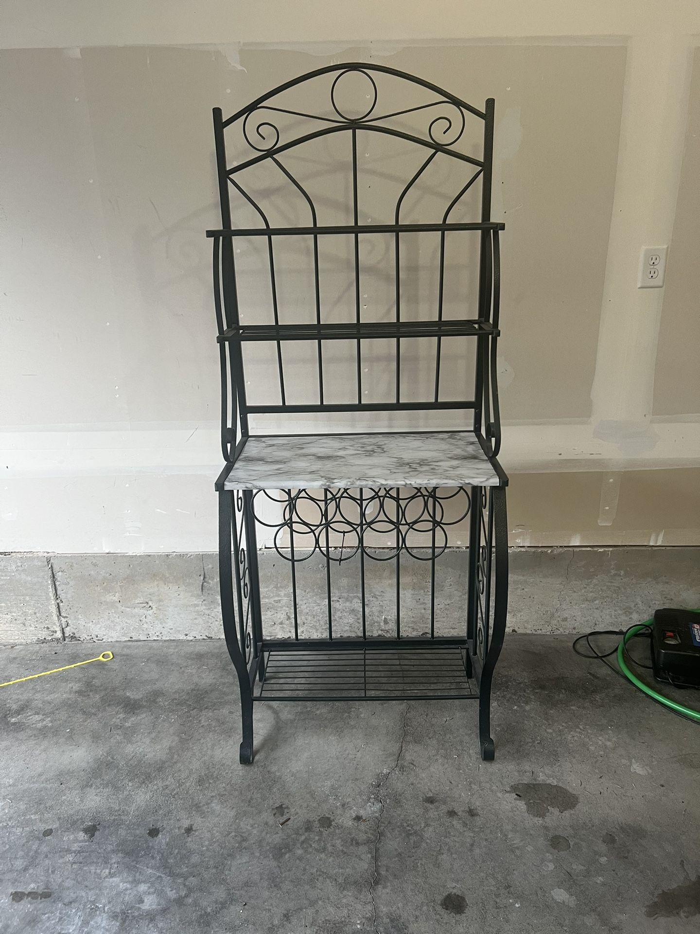 Standing Wine Rack