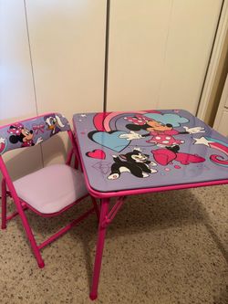 Disney Minnie Mouse Kids Folding Table and Chair Set