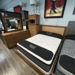 4-piece Queen Bedroom Set On Sale Now 