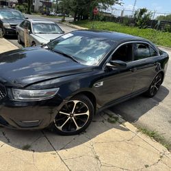 2014 Ford Taurus
