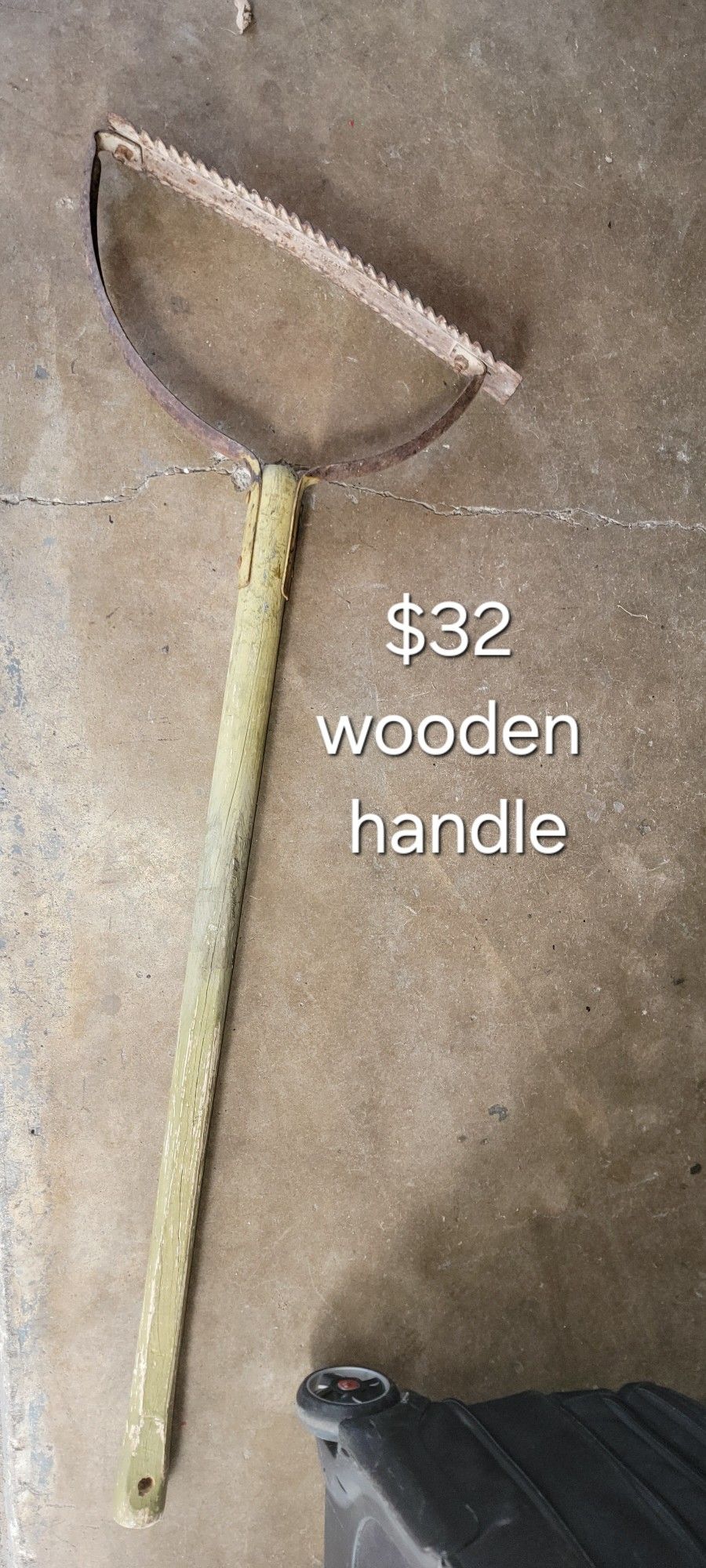 Vintage Wood Handle Swing Sickle Scythe Weed Grass Cutter Blade Garden Tool~41"
Pick up in Harlingen near Walmart.
Antiques, Telephones & Flags