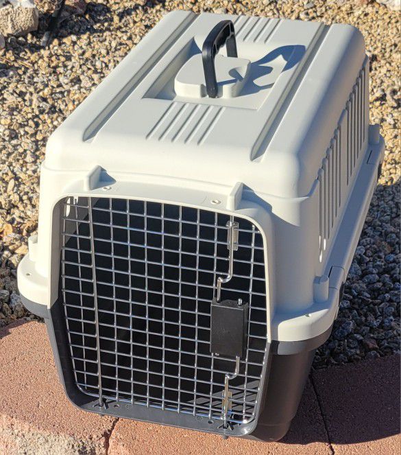Small Sportpet Dog Crate Kennel Transport Carrier